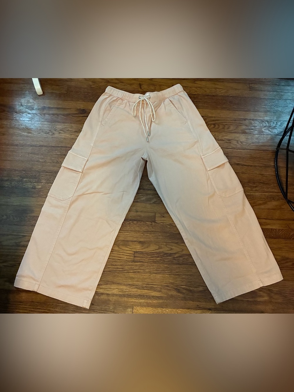 Pilcro Izzie Relaxed Pull-On Cargo Barrel Pants in Rose Smoke, Size S.